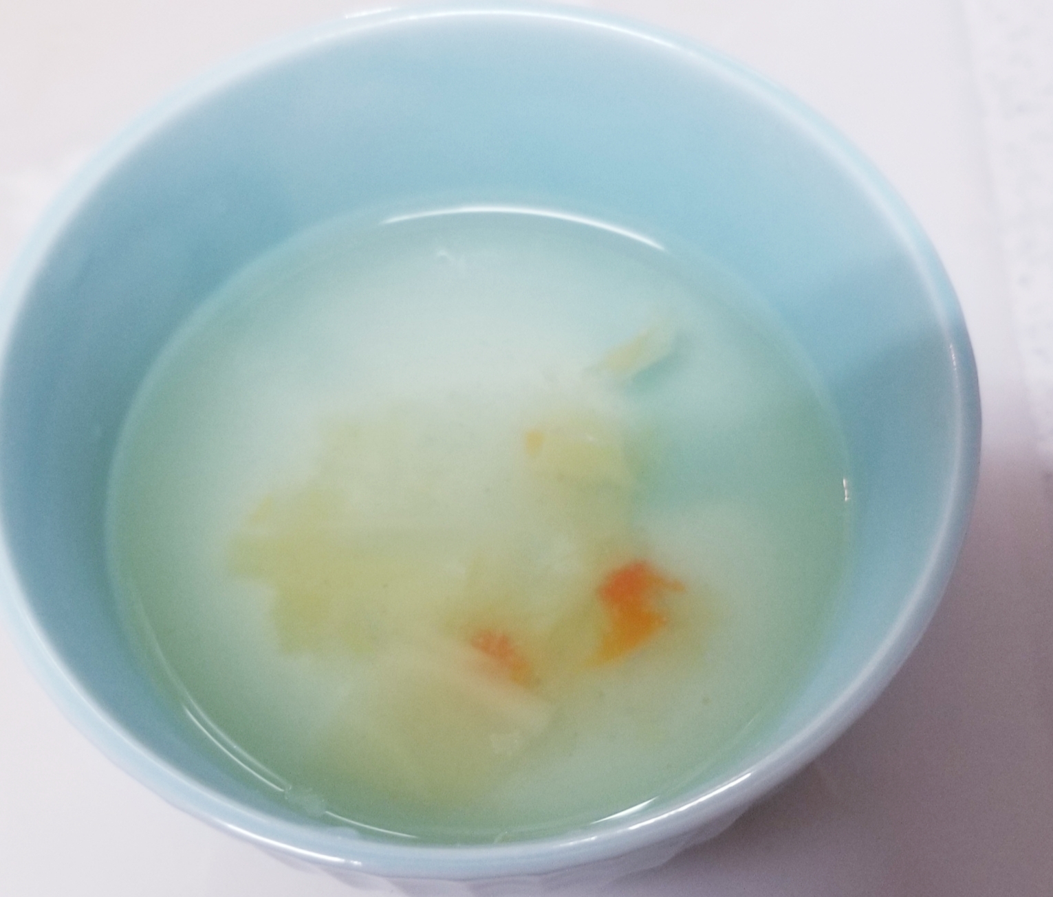 離乳食★パブリカとキャベツの薄味塩スープ