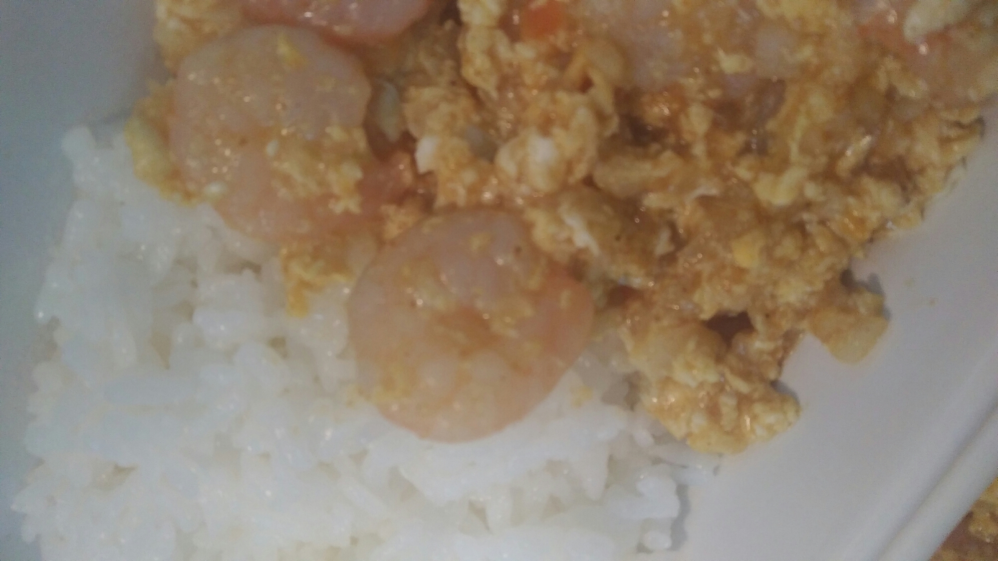 子供用レトルトで海老タマカレー