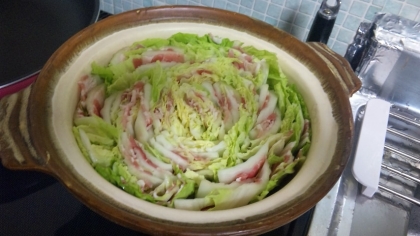 初めて作ったのですが、思った以上に綺麗なミルフィーユにできて感動しました。
味付けもシンプルなのにとても美味しくて感激しました。
また作ります♪