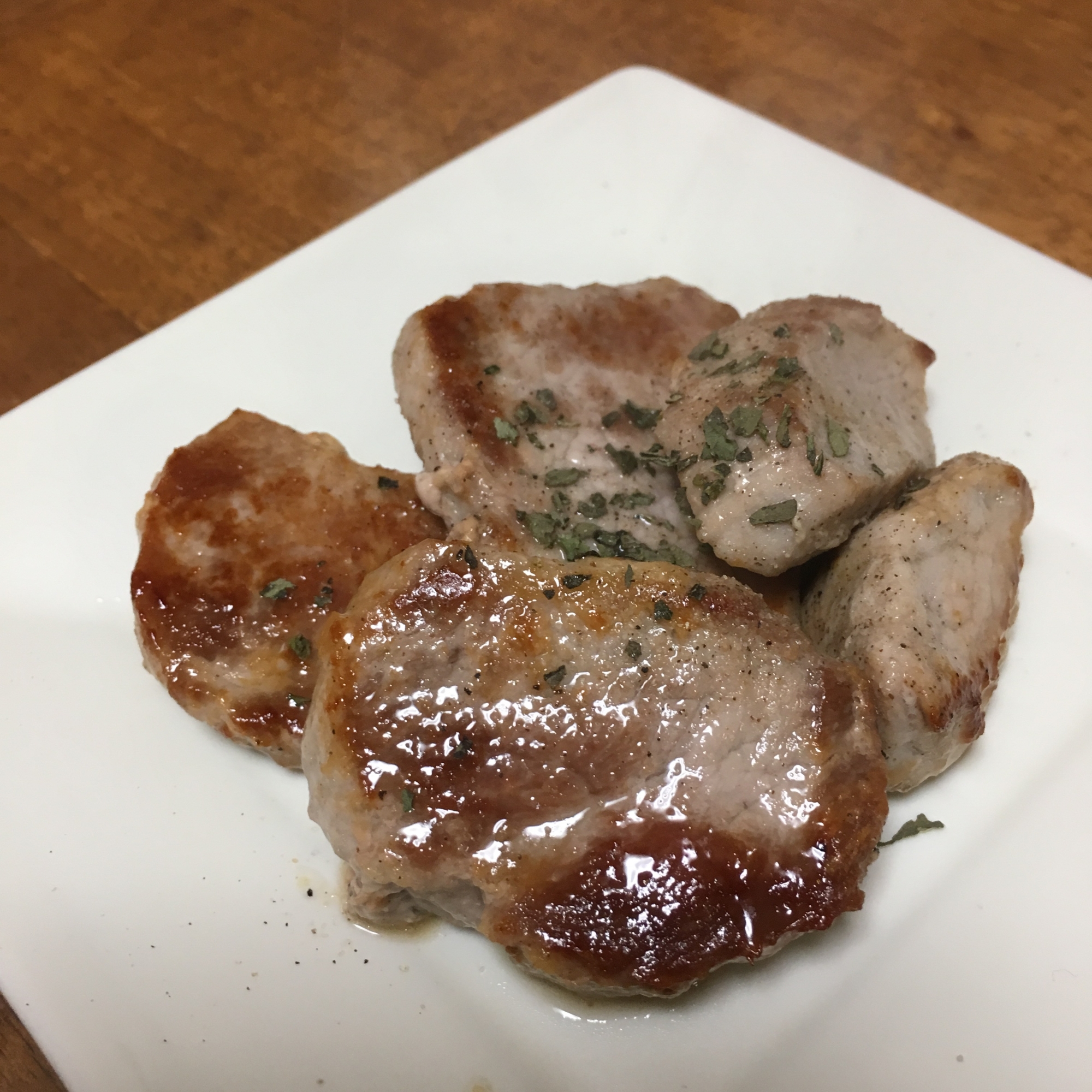 豚ヒレ肉のハーブ焼き