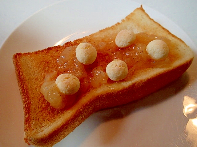白桃ジャムと卵ボーロのトースト
