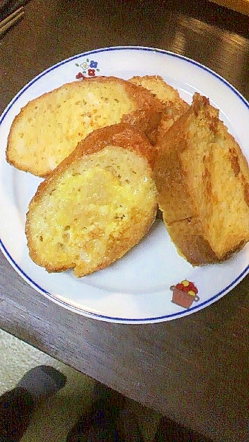 フレンチトースト　残ったフランスパンで美味しく。