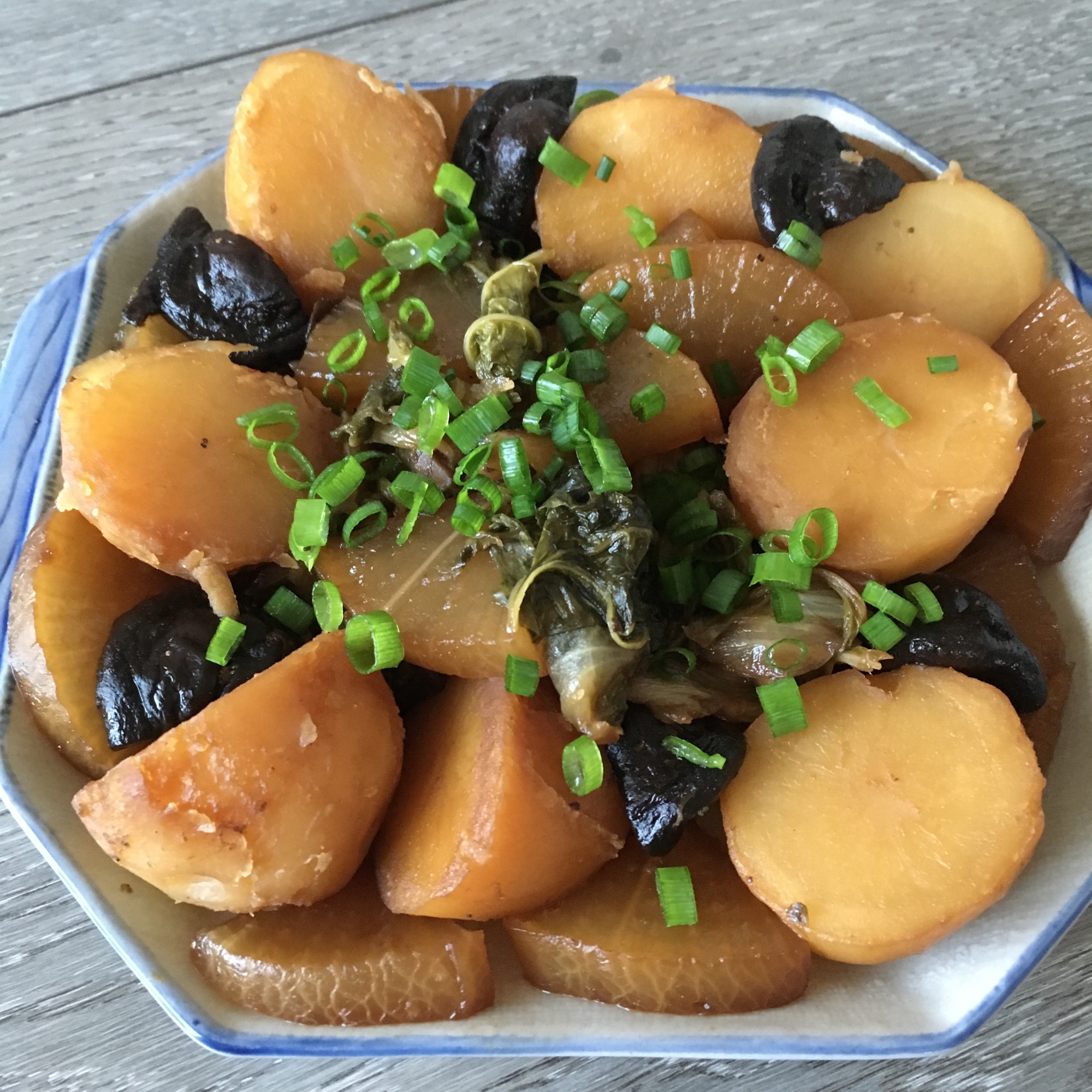 じゃが芋と大根と白菜の煮物♪