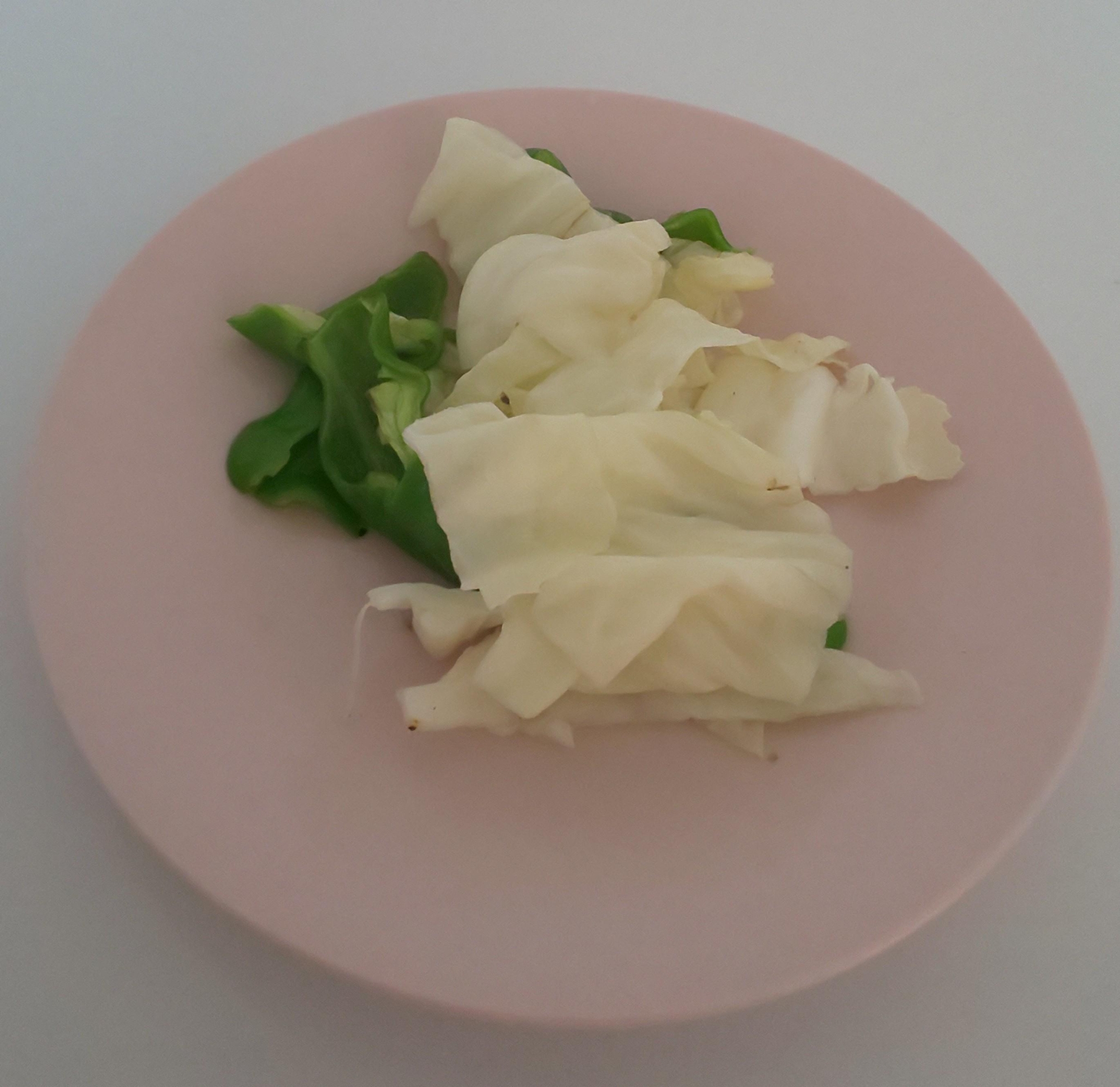 キャベツとピーマン炒め物