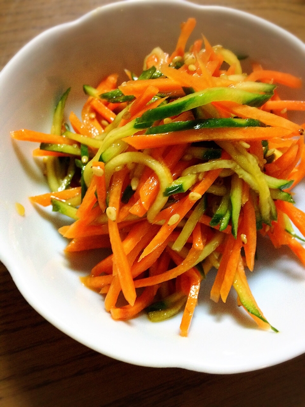 簡単!きゅうり&人参の中華風和え