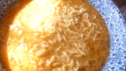 サリ麺煮込み