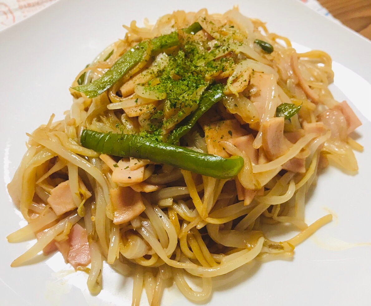 市販ソース焼きそばで簡単ランチ☆