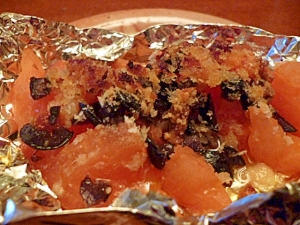 魚焼きグリルで☆アンチョビとオリーブの焼きトマト