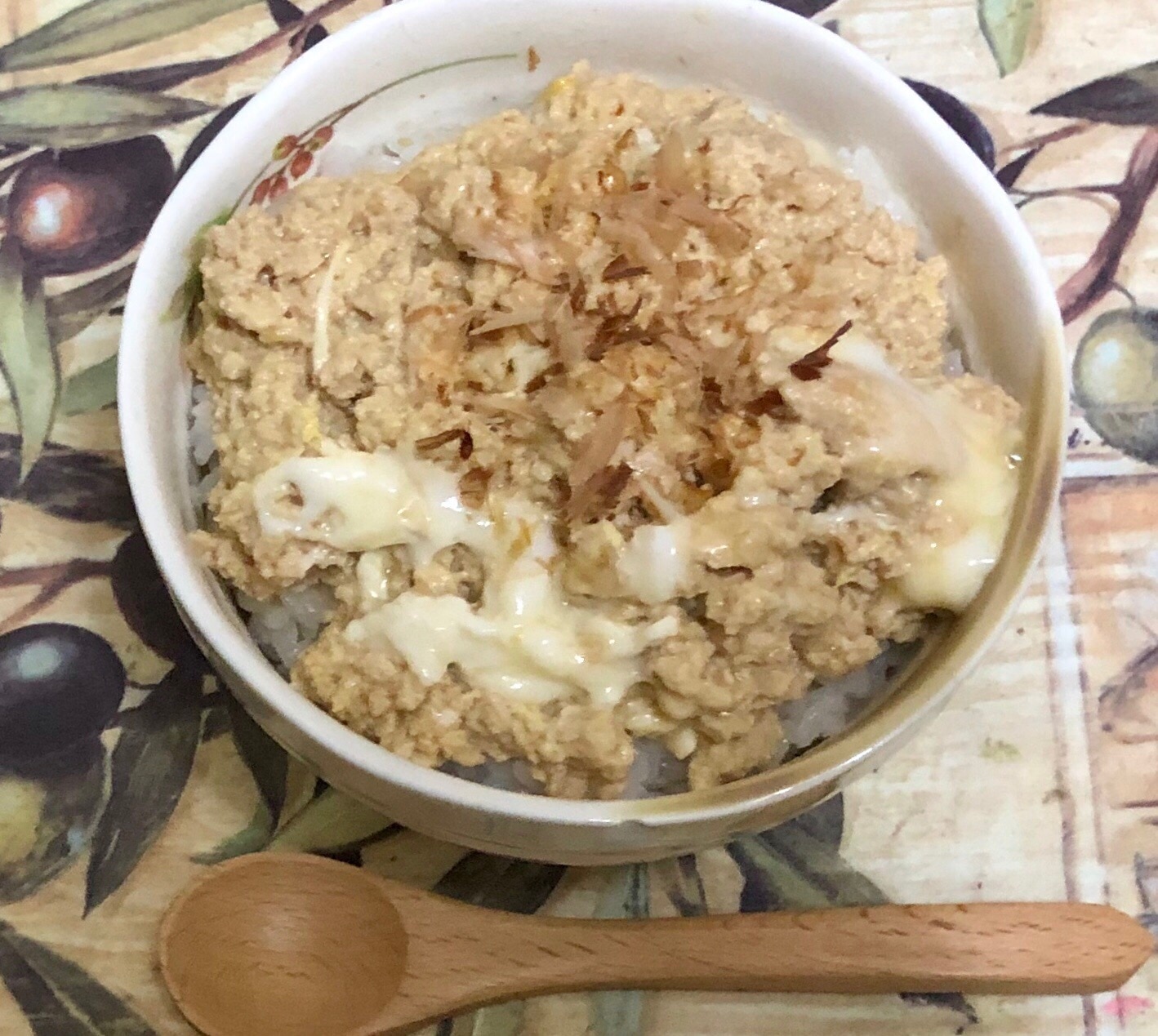 飲める親子丼？！鶏ひき肉の柔らか卵とじ丼 レシピ・作り方 by ☆りんりんりん☆｜楽天レシピ