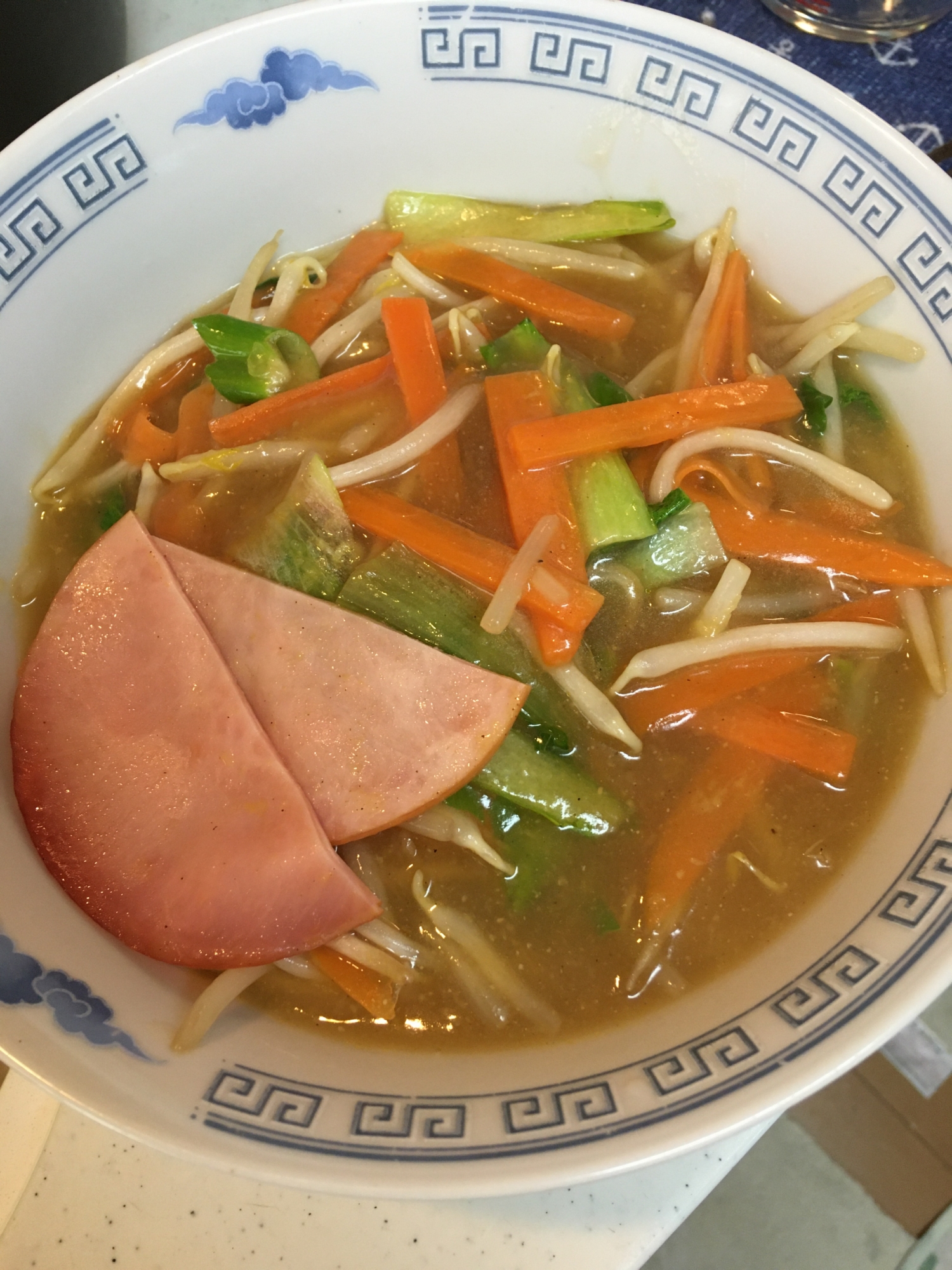 あんかけ野菜たっぷり生ラーメン