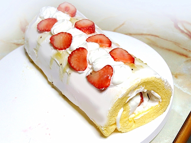 シフォン風ケーキで 苺のクリスマスロールケーキ レシピ 作り方 By Torezu 楽天レシピ シフォン風ケーキで 苺のクリスマスロールケーキ レシピ 作り方 By Torezu 楽天レシピ