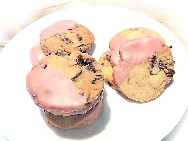 おやつに!クランベリーとナッツのショートブレッド♪