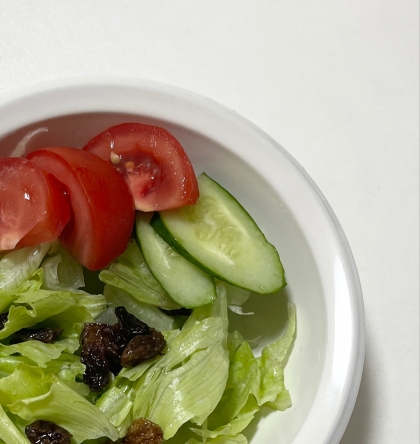 トマトキウイのサラダ