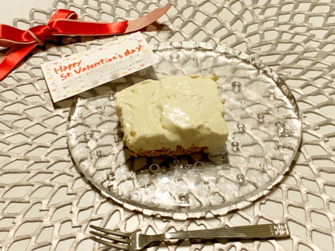 簡単！レモン風味のレアチーズケーキ