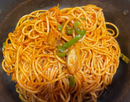 どこか懐かしい！もちもちとしたナポリタン♪パスタ