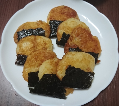 もちもち、まるでお餅のようで美味しかったです。
簡単にできるし、またリピートしたいと思います。
レシピありがとうございます！