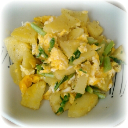 ❤馬鈴薯とベーコンと大根葉のガリバタ卵とじ❤