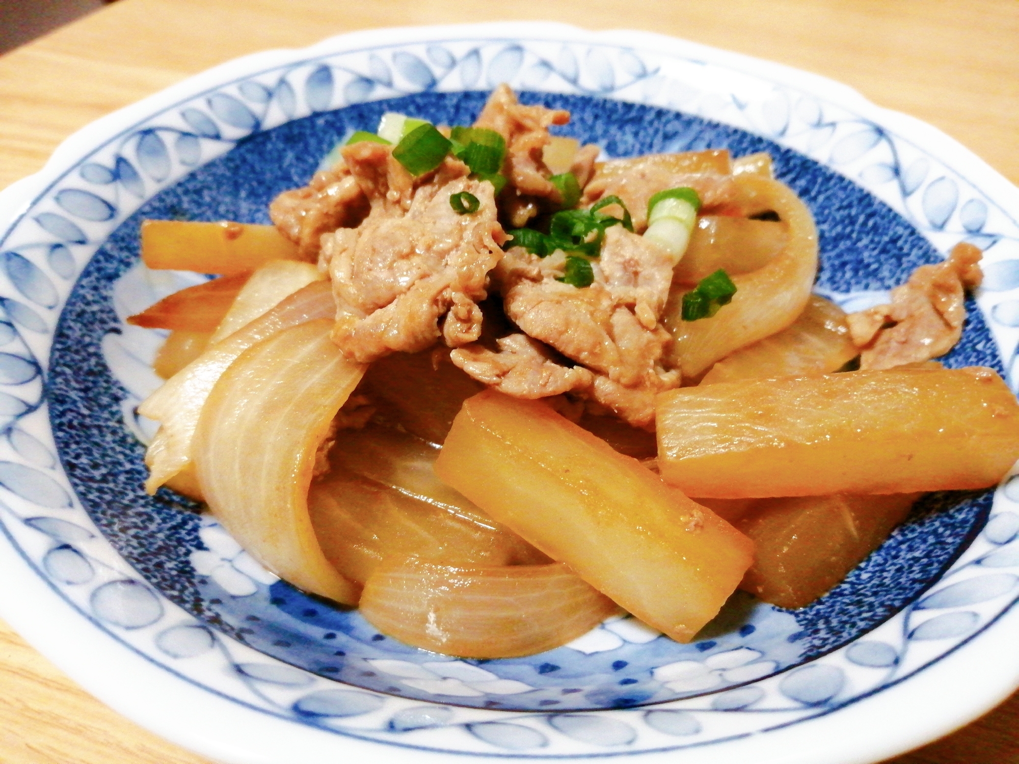 豚肉と大根と玉ねぎのオイスターソース炒め