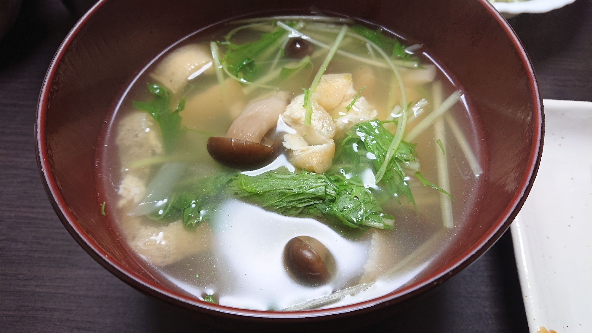 水菜とシメジのうどんスープ