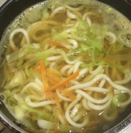 キャベツと人参の味噌汁うどん