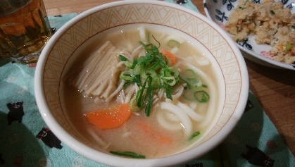 キャベツと人参の味噌汁うどん