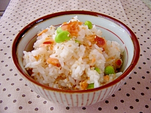 鮭と枝豆の混ぜご飯♪