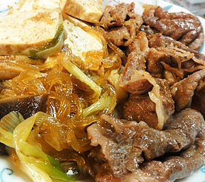 簡単、肉豆腐