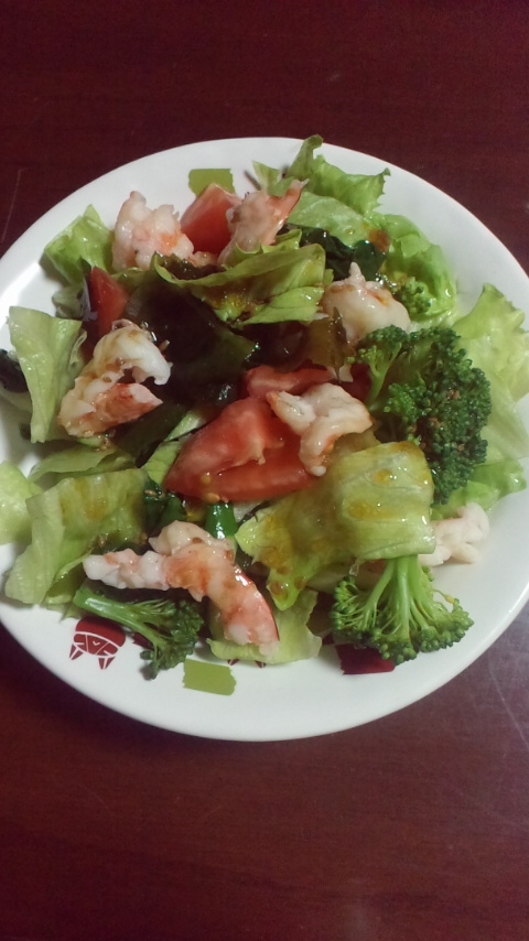 エビ入りサラダ♪