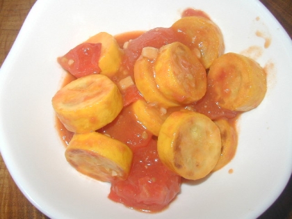 味噌がポイント☆ズッキーニのトマト煮