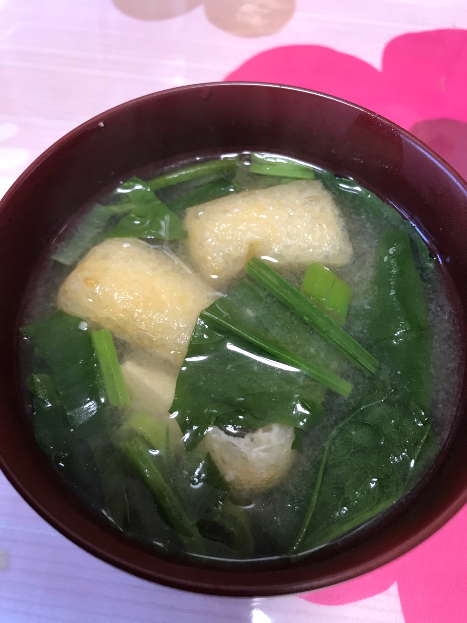 ほうれん草と油揚げ、ネギの味噌汁