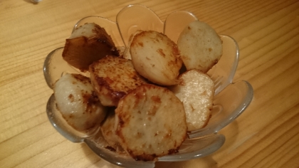 ホットプレートで熱々ホクホク！里芋のバター醤油焼き