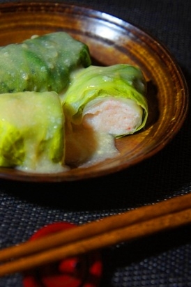 はんぺんヘルシーロールキャベツ、豆乳クリームソース
