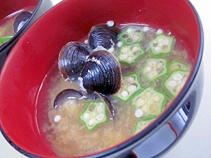 貝類は冷凍が便利♪　「オクラしじみ汁」