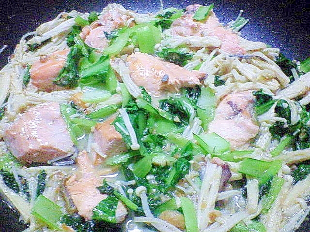 秋鮭とチンゲン菜のちゃんちゃん焼き風 レシピ 作り方 By 鎌倉梅子 楽天レシピ