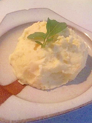 アイスクリームみたい！超簡単ポテトサラダ！