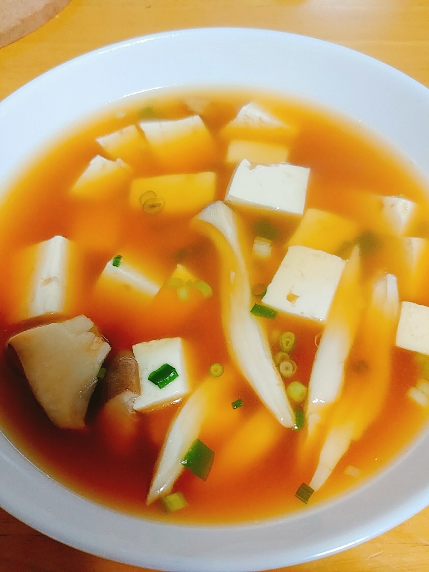 ほんだしで簡単☆エリンギと豆腐の和風スープ