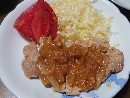 細切りの玉ねぎも入れて作りました。玉ねぎの旨味でとても美味しくいただきました。レシピありがとうございました。