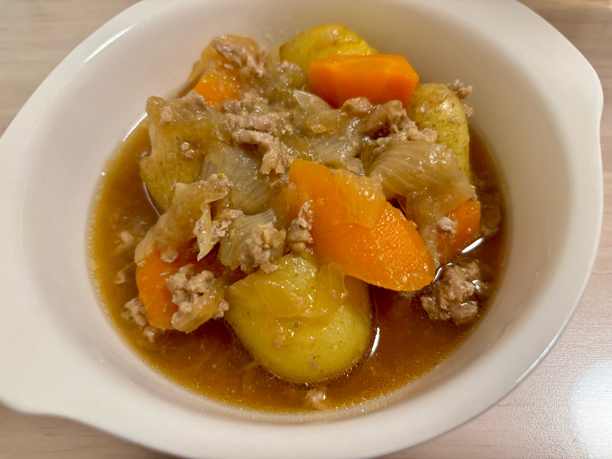 圧力鍋であっという間！豚ひき肉じゃが