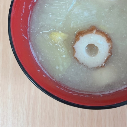 「白菜」と油揚げとちくわのお味噌汁