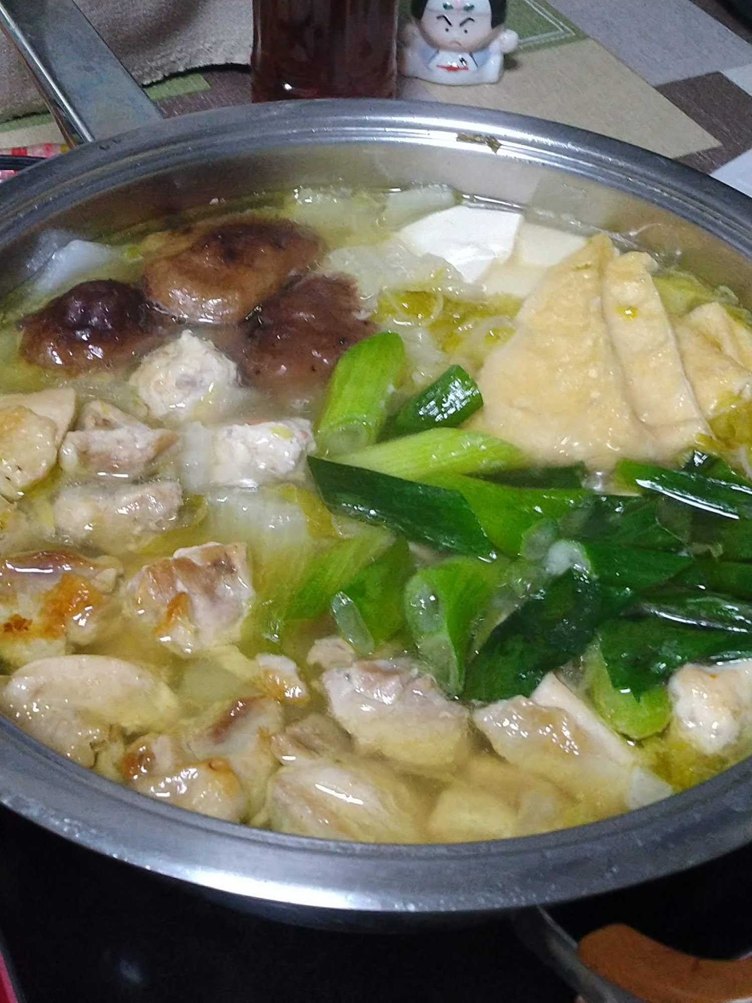 鶏肉たっぷりの鍋