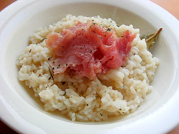 生ハムで❤洋風お粥♪(香辛料4種&塩胡椒&ダシ)