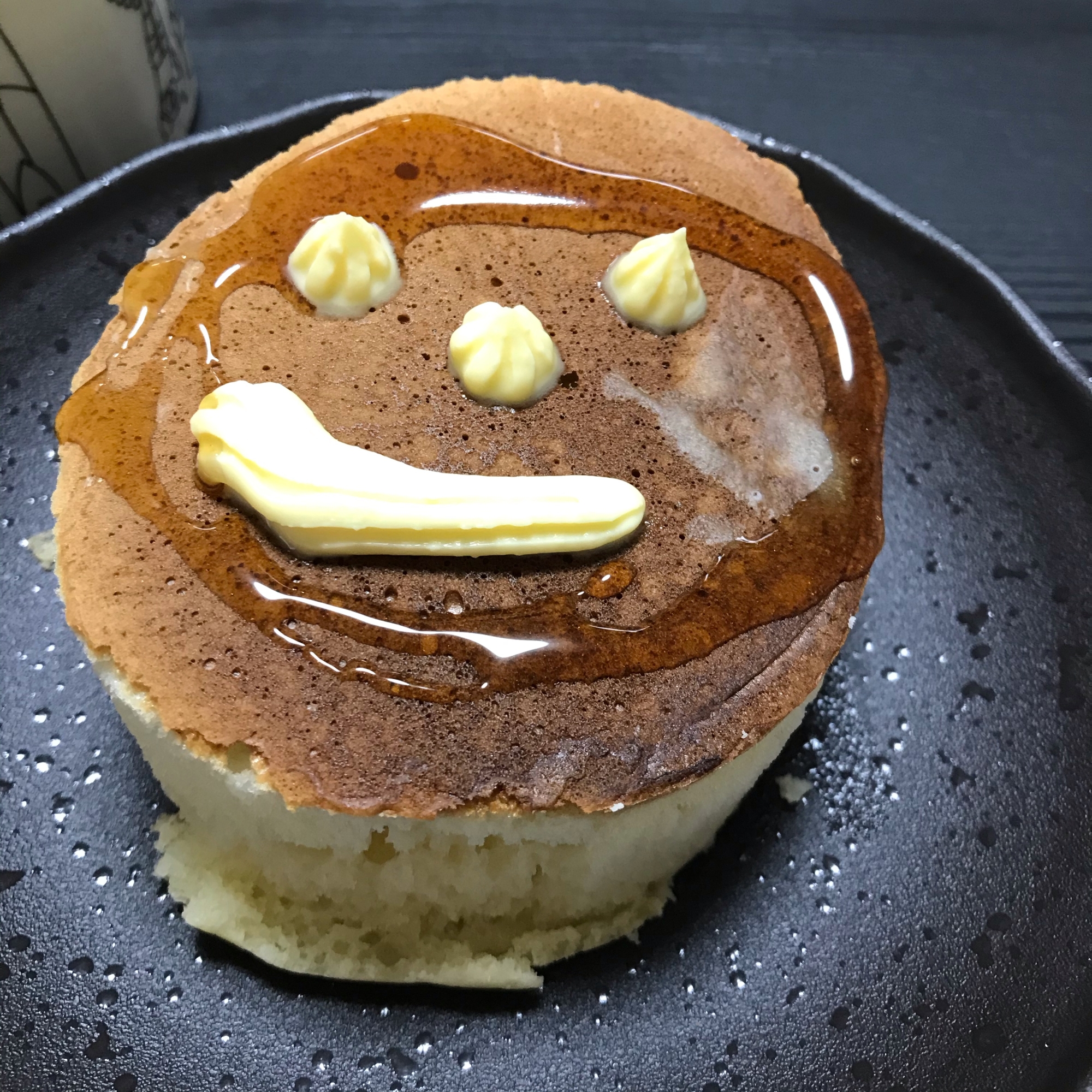 ニヒルな厚焼きホットケーキ♪