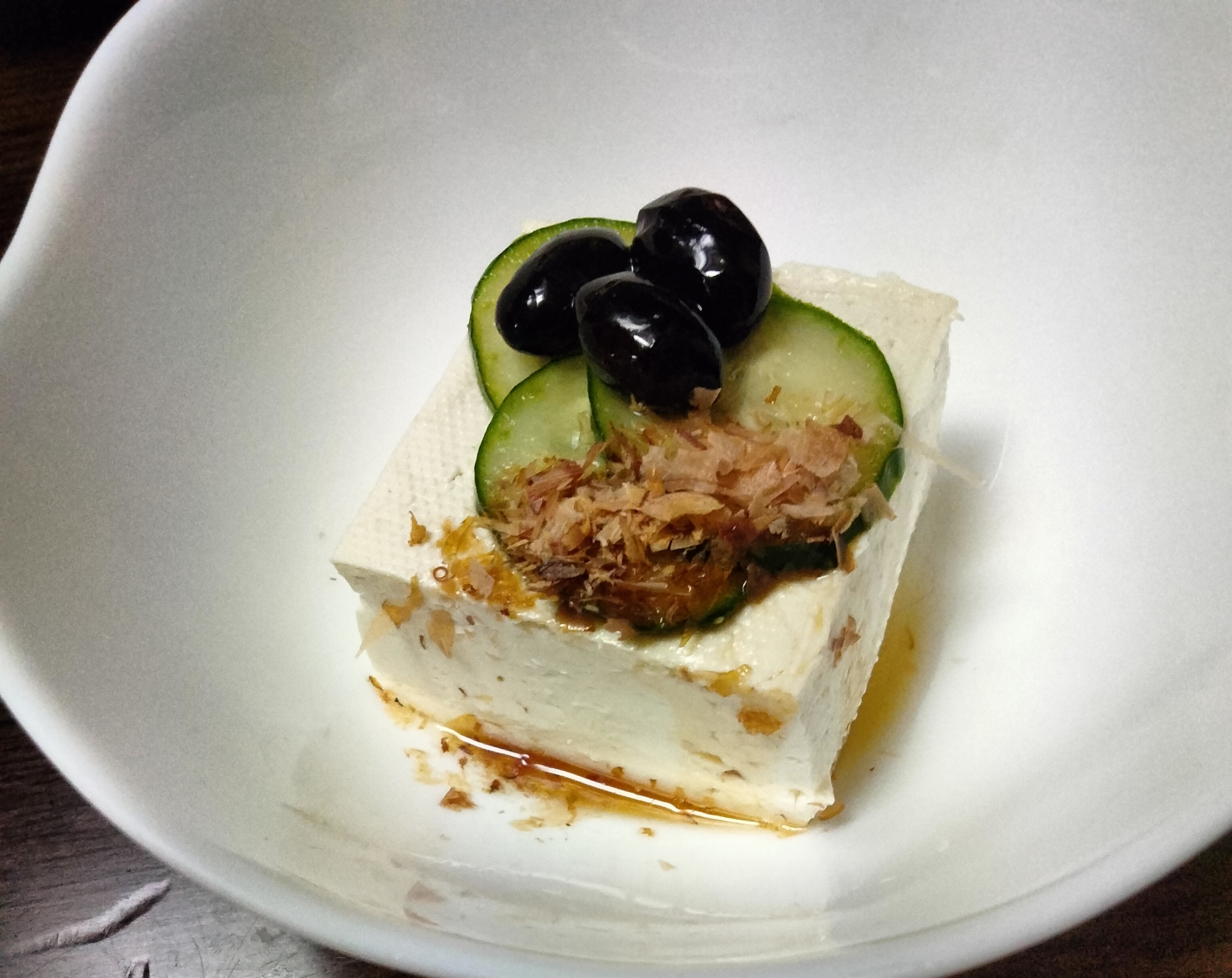 冷奴アレンジ きゅうりスライス&黒豆