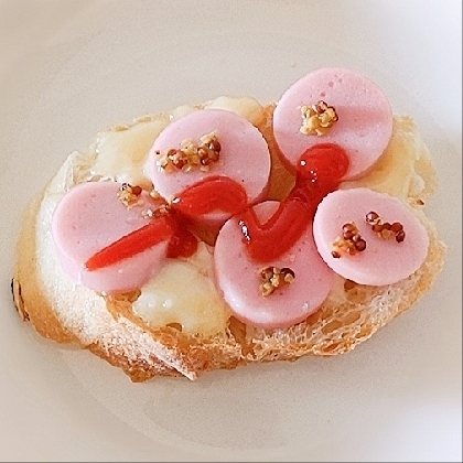 魚肉ソーセージトースト