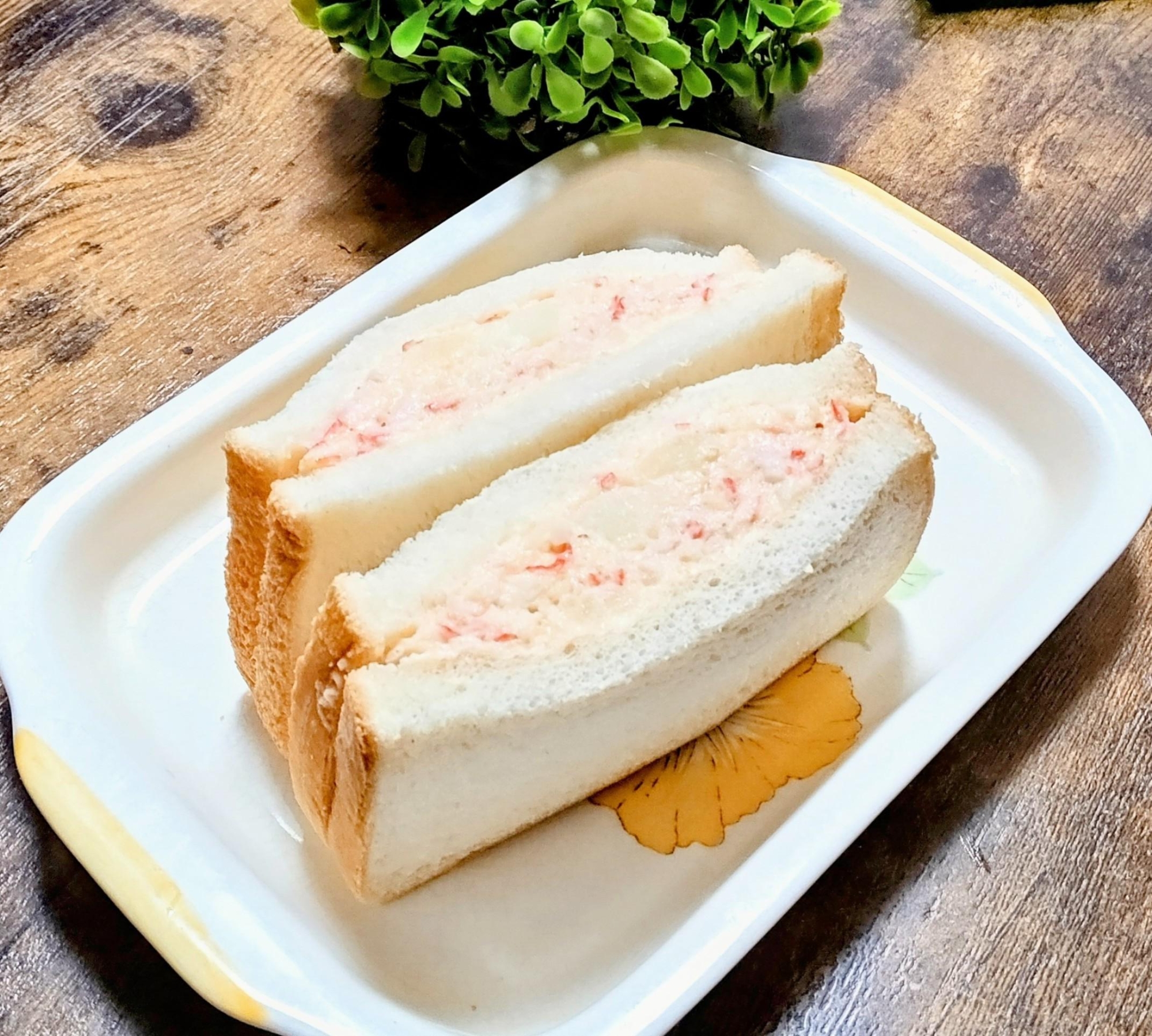 カニカマ明太ポテトDeサラダサンド