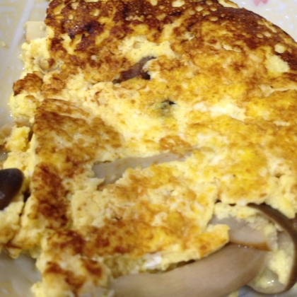 しめじと玉ねぎのスペインオムレツ♪