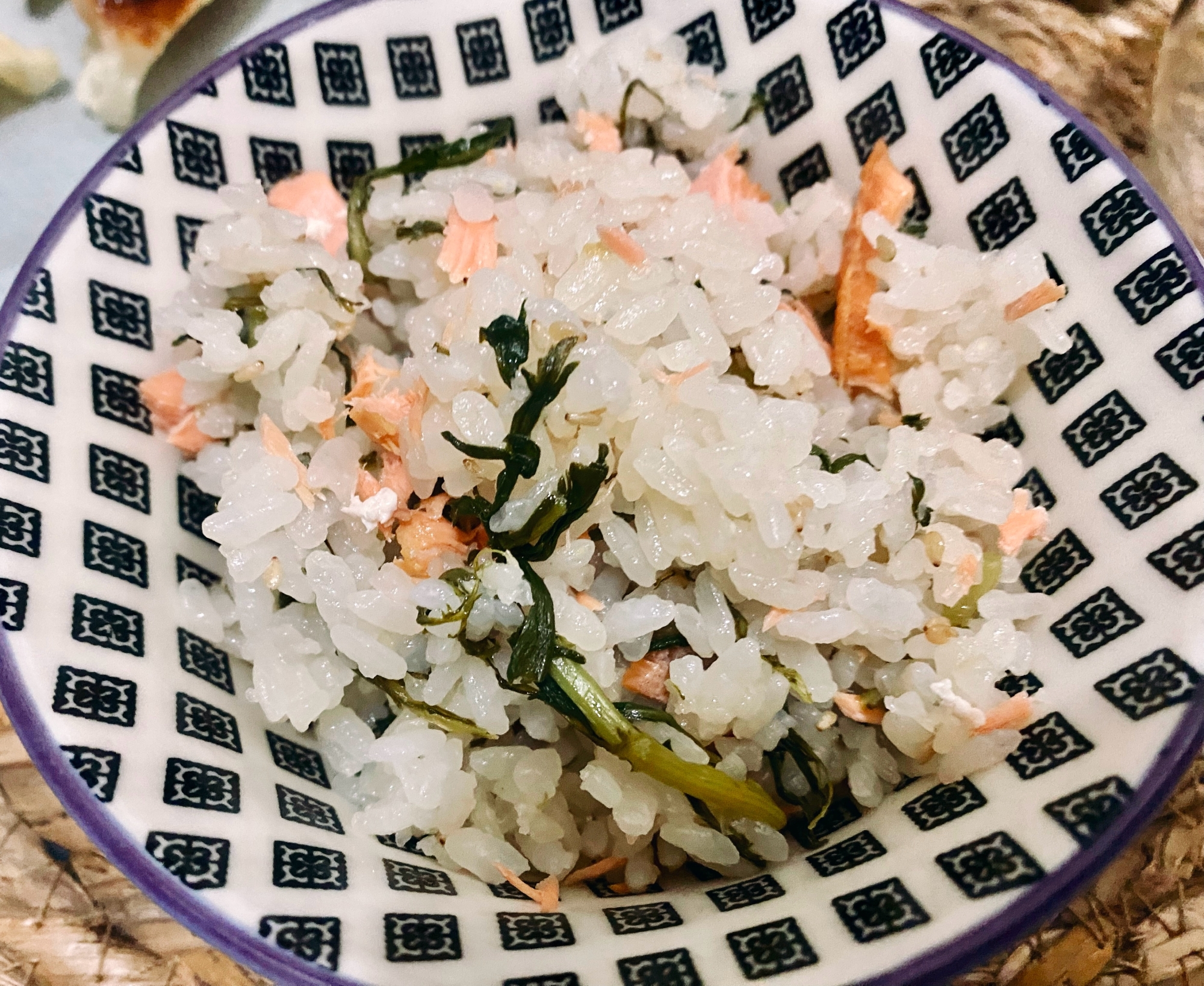 ⚘鮭と春菊の混ぜご飯⚘