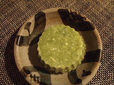 ムチッと美味しい☆粉末緑茶入り青汁ミルクゼリー