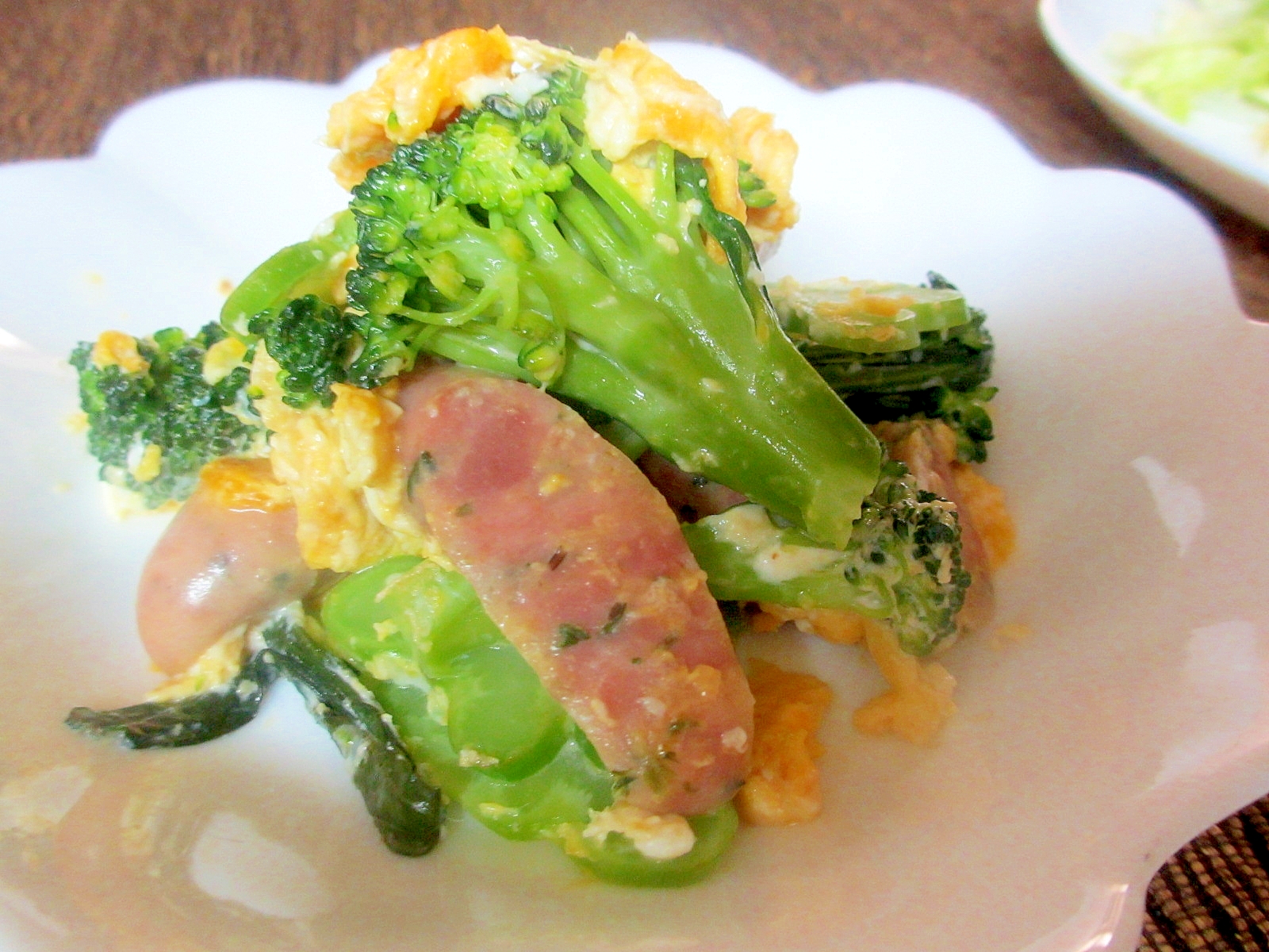 ブロッコリーとウィンナーの卵マヨ炒め レシピ 作り方 By Mococo05 楽天レシピ