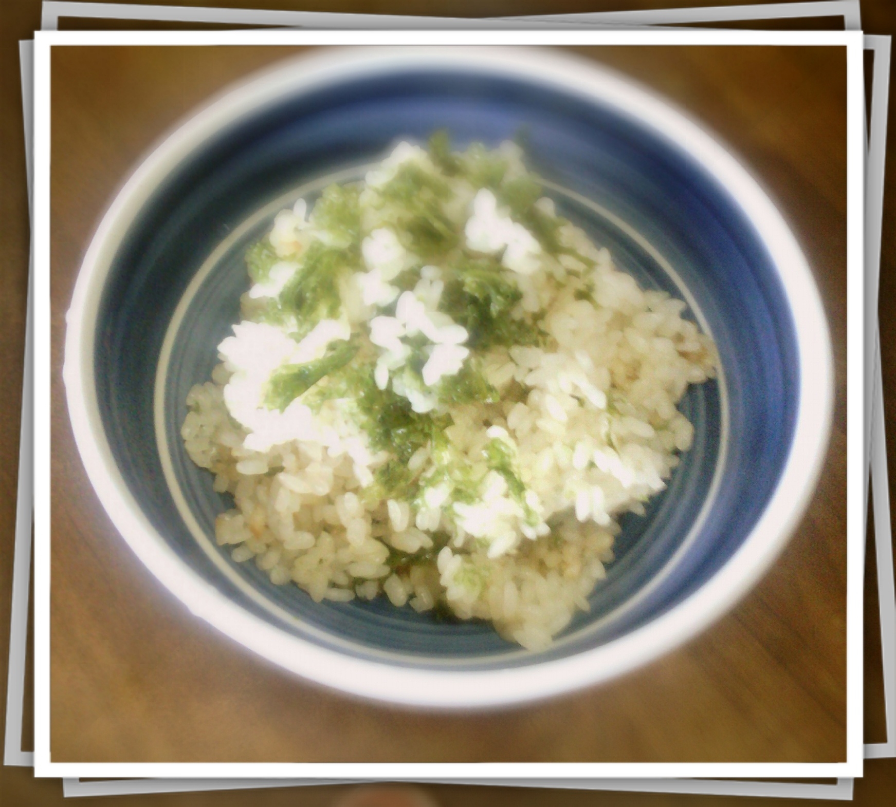 味つけは納豆のタレ　フライパンで炊く　あおさご飯